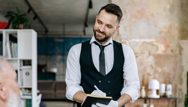Dove guadagnare tanto facendo il cameriere - mandamentonotizie.it - 2025019