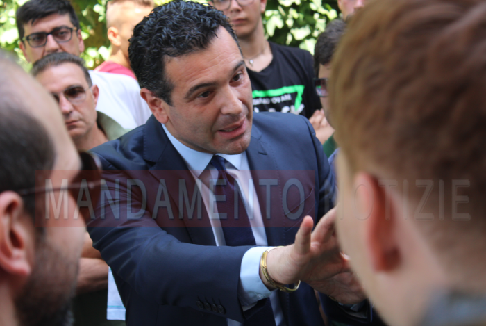 SCANDONE. Il futuro è la liquidazione, Festa:”De Cesare spighi alla piazza la volontà di far morire la Scandone o meno”