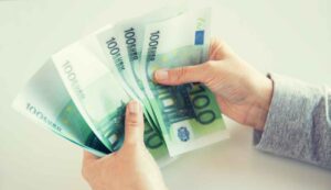 Pensione in anticipo a 41 anni - Mandamentonotizie.it (Fonte foto Canva)