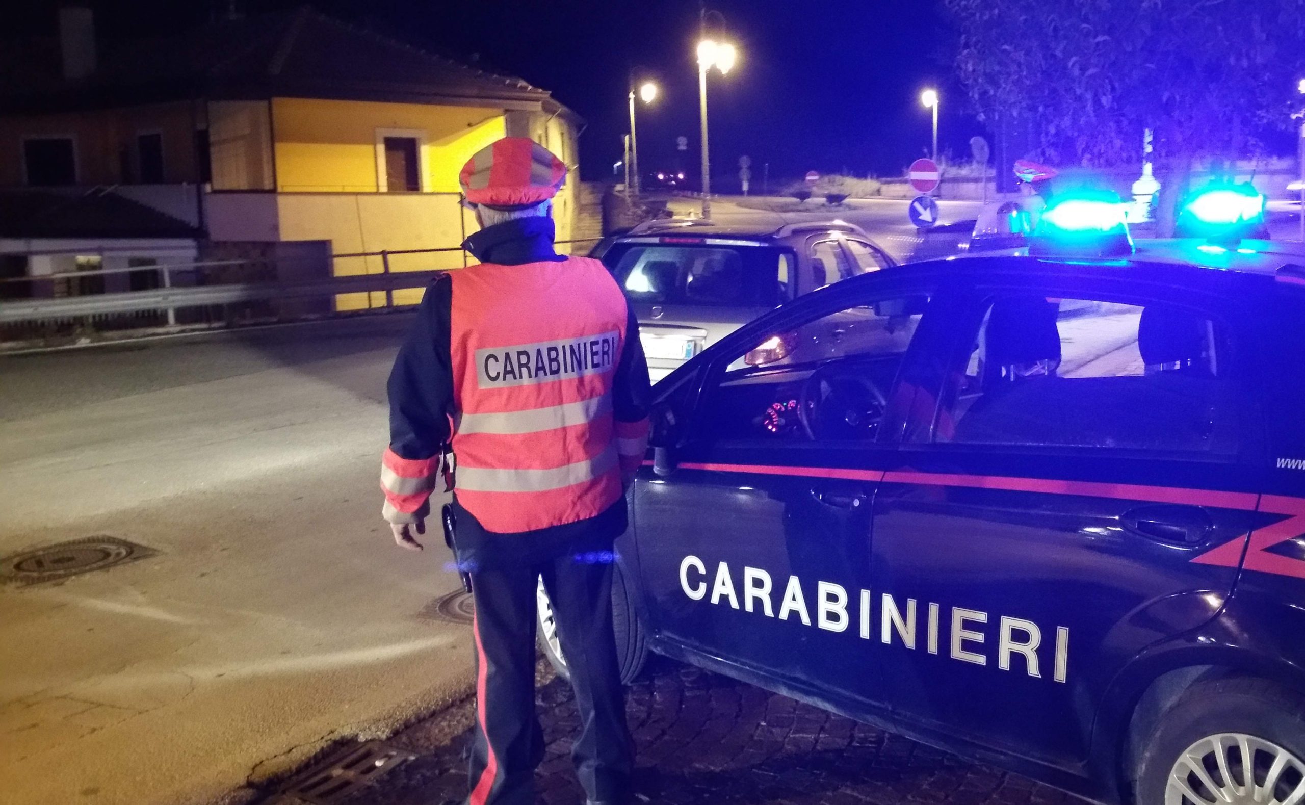Truffa sul web, denunciate due persone