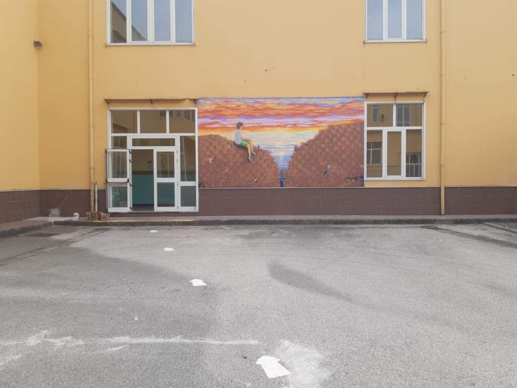 MUGNANO. Al “Manzoni” un murales per una vera ripartenza
