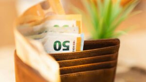 Aumento di stipendio per i lavoratori - mandamentonotizie.it - 20250610