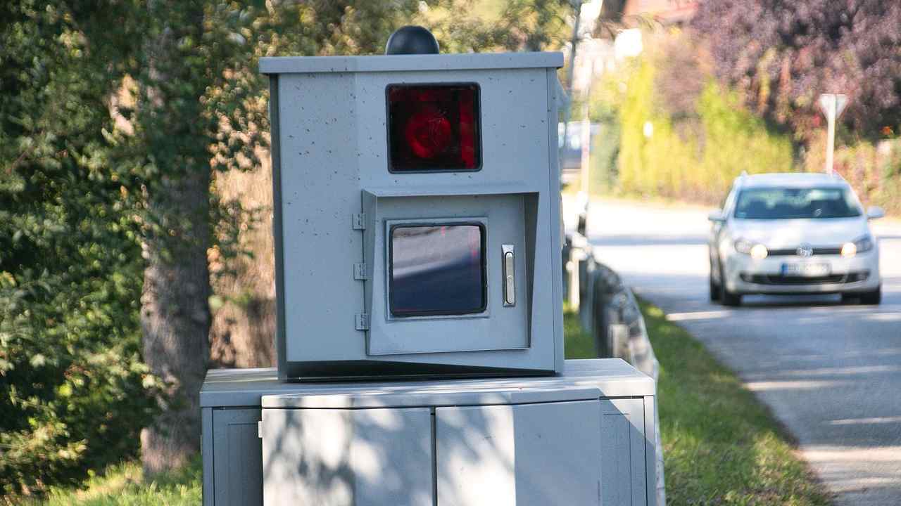 Autovelox, rischio doppia multa per gli automobilisti - mandamentonotizie.it - 20250625