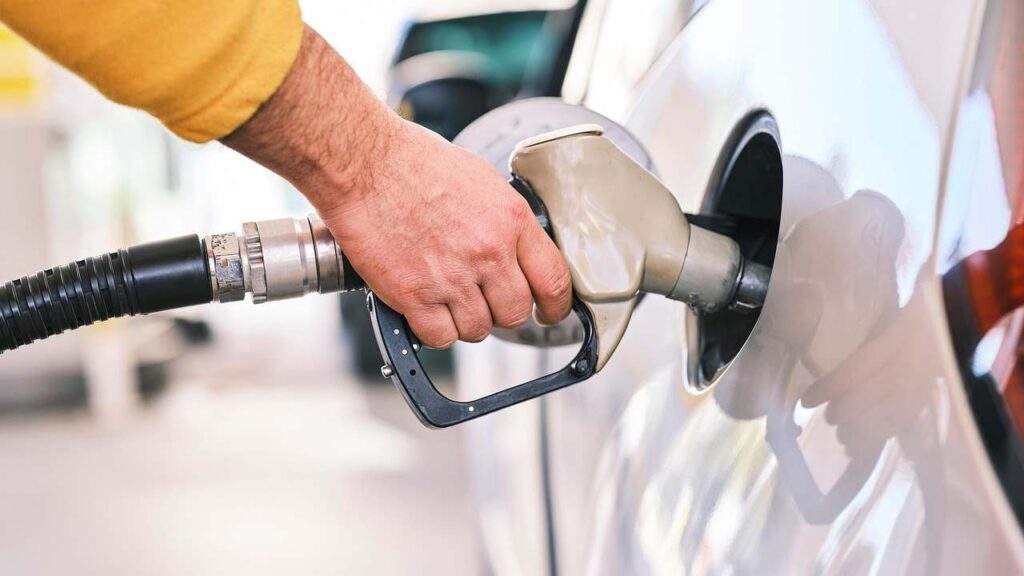 Benzina alle stelle, stangata per gli italiani - mandamentonotizie.it - 20250623