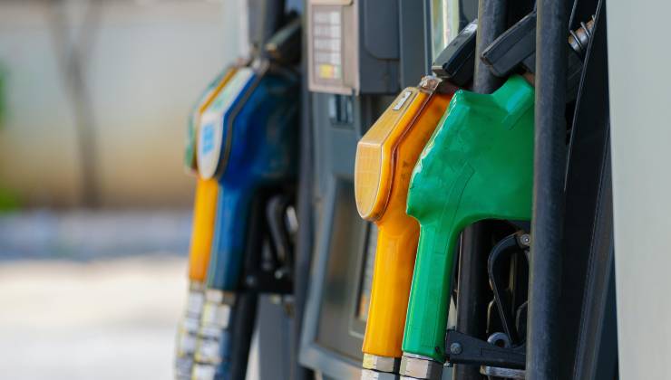Dove costa poco fare benzina - mandamentonotizie.it - 20250610