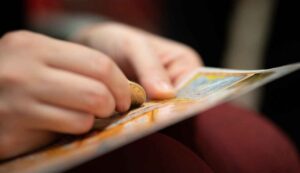 Gratta e vinci con questo vinci sicuro - Mandamentonotizie.it (Fonte foto Canva)