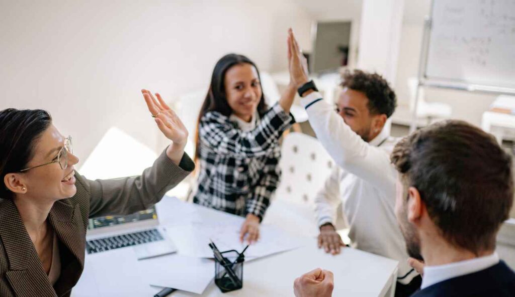 Opportunità di lavoro con la terza media - Mandamentonotizie.it (Fonte foto Canva)