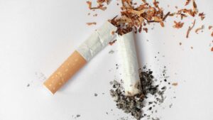 Scatta divieto di fumo nei luoghi pubblici - mandamentonotizie.it - 20250612