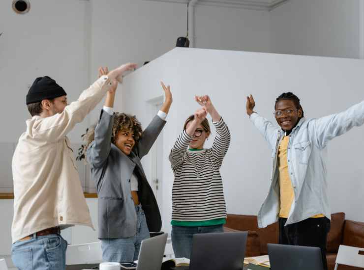 SuperBonus tanti soldi in arrivo - Mandamentonotizie.it (Fonte foto Canva)