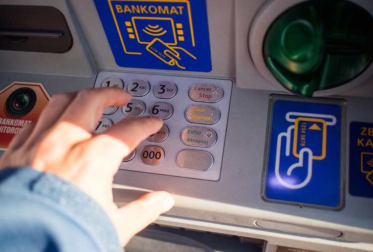 I bancomat di Avellino sono a rischio: indagini in corso