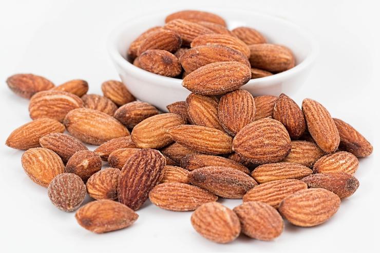 mandorle spuntino