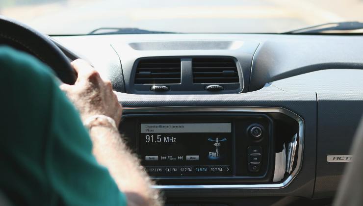 radio auto eliminazione