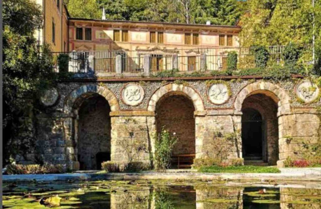 villa santorso