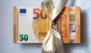 Bonus estate come richiederlo - Mandamentonotizie.it (Fonte foto Canva)