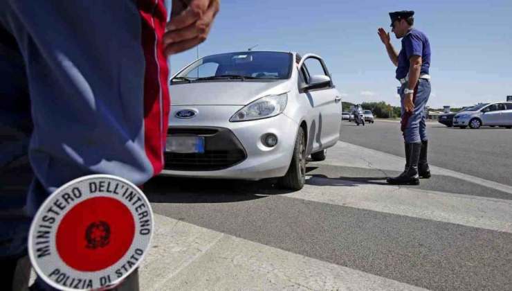 Come comportarsi ad un posto di blocco - mandamentonotizie.it - 20250702