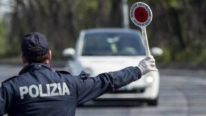 Posto di blocco, così si rischia la multa - mandamentonotizie.it - 20250728