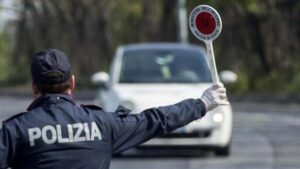 Posto di blocco, le frasi da non dire mai - mandamentonotizie.it - 20250702