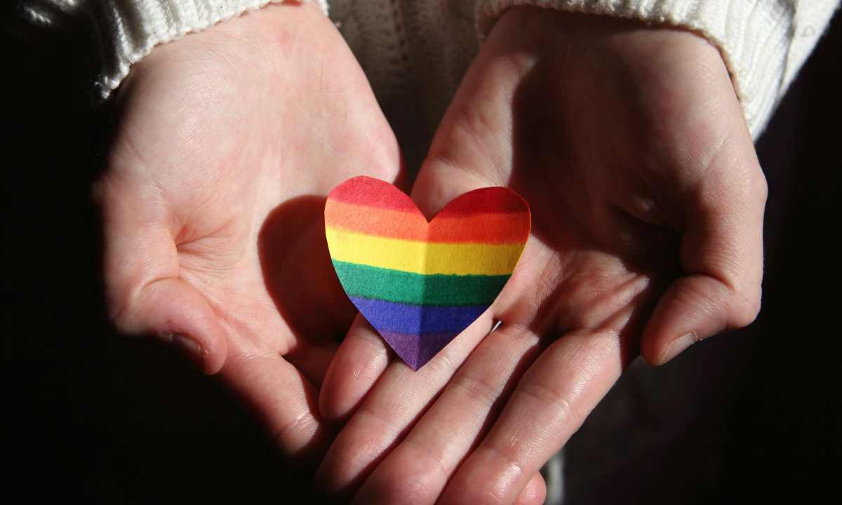 Assia Marina Penta, ad Avellino una scrittrice che parla di amore e libertà: la sua rinascita dopo una relazione tossica
