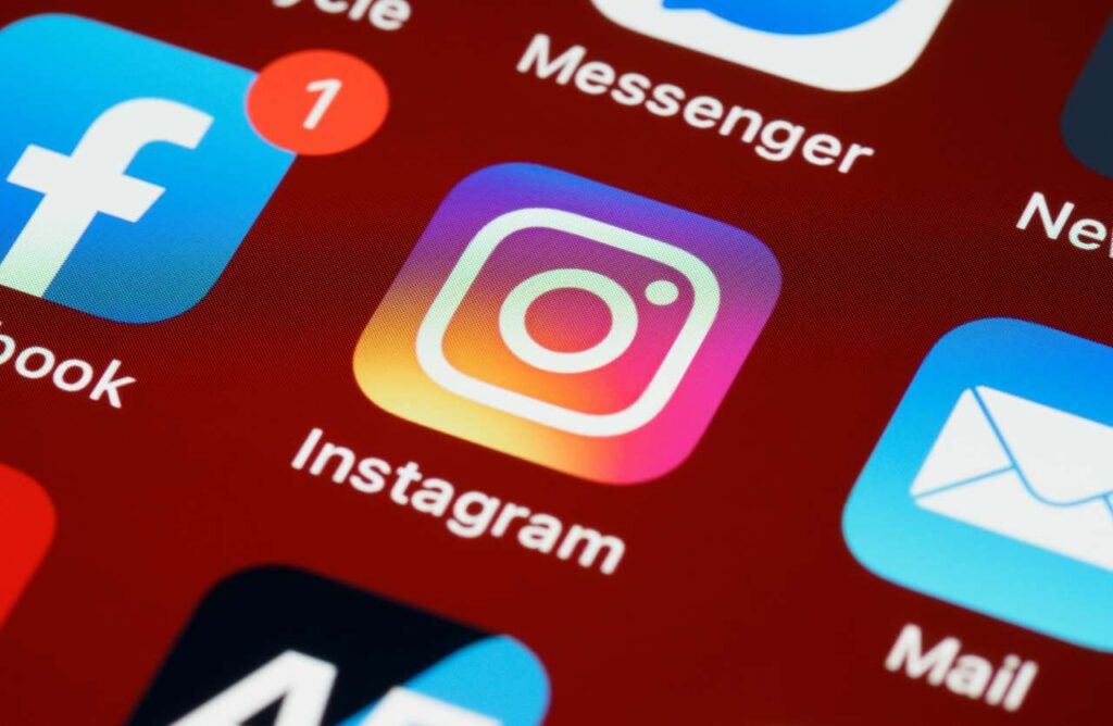 fb e instagram