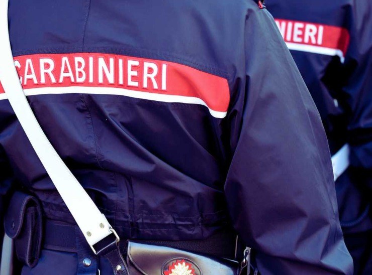Carabinieri a scuola