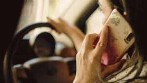Smartphone in auto